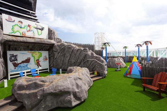 Nicko Cruises Vasco Da Gama Children's Area 2.jpg